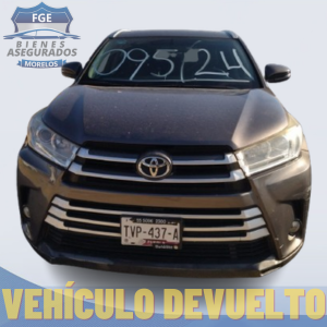 TOYOTA HIGHLANDER