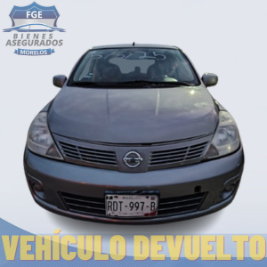 NISSAN TIIDA
